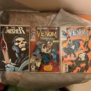 Marvel Comics Bundle including The Punisher #75 Embossed Silver Foil Cover